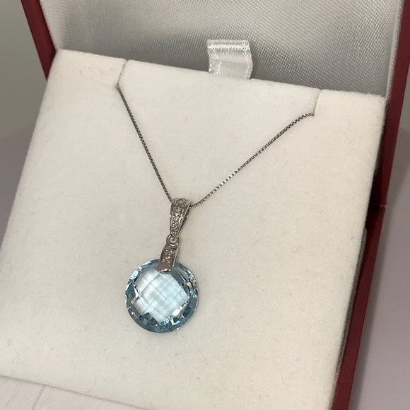 Solid 14K White Gold Fancy Cut Round Blue Topaz Diamond Accent Pendant Necklace - Picture 7 of 14